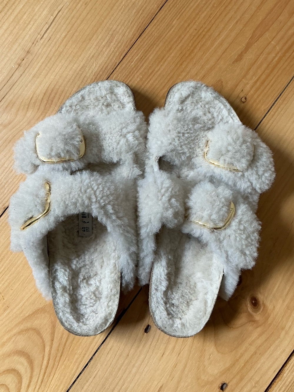 Birkenstock Arizona Big Buckle Teddy Shearling Sandal  Eggshell color Size 40